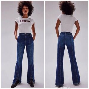 WE THE FREE Mona Crvy Flare Leg Jeans‎ Size 25 High Rise Waist Dark Wash New